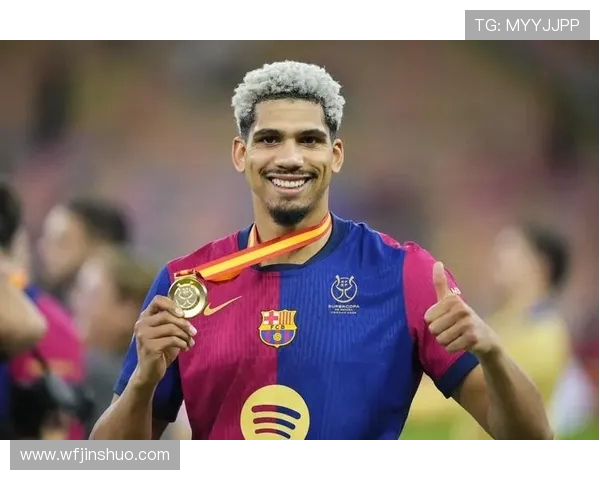 阿劳霍称赞亚马尔为优秀职业球员 不谈今天表现只论个人能力